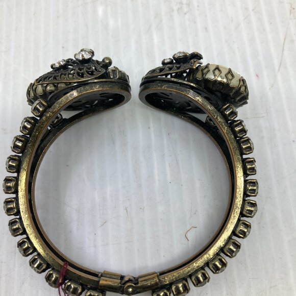 Vtg Hattie Carnegie ? faux pearl clamper bracelet - Picture 2 of 6